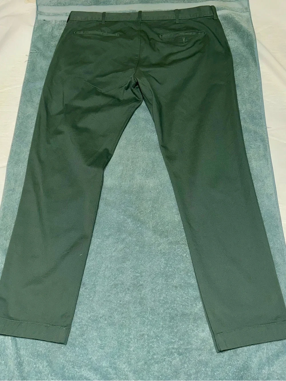 J-Crew Men's Green Slim Stretch Chino Pants